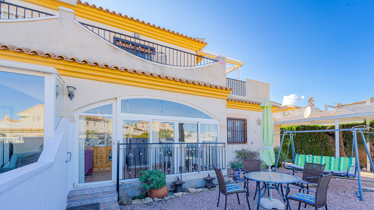 House – Townhouse in Orihuela