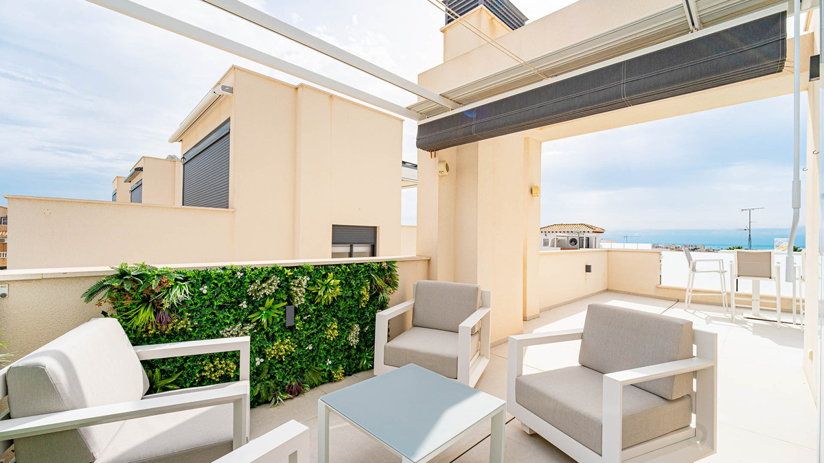 ShowFeedImage House – Detached Villa in Orihuela