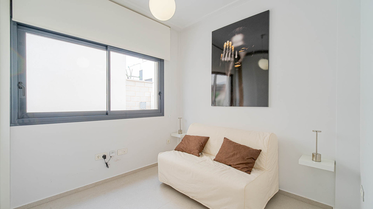 ShowFeedImage House – Detached Villa in Orihuela