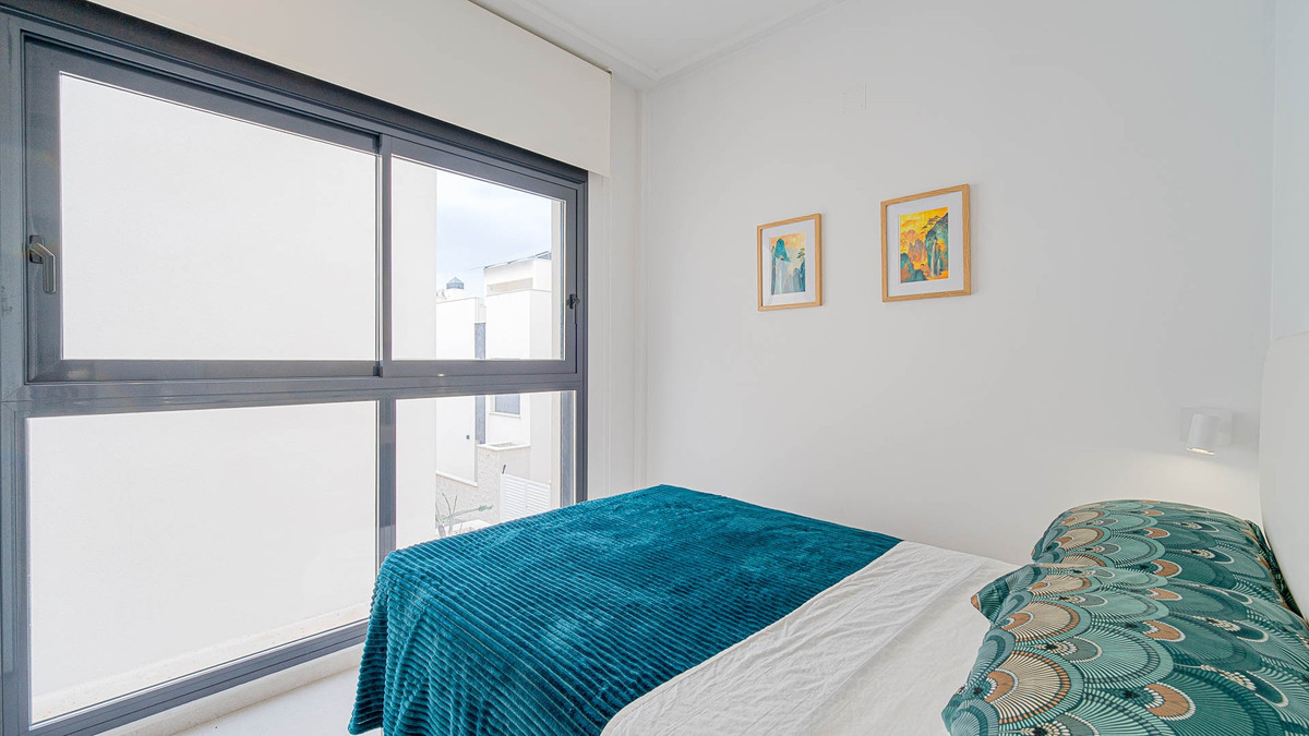 ShowFeedImage House – Detached Villa in Orihuela