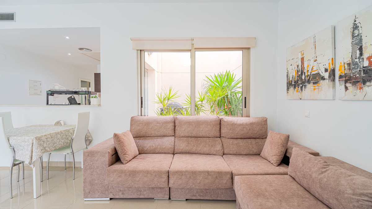 ShowFeedImage House – Townhouse in Orihuela