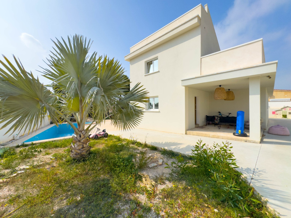 House – Detached Villa in Rojales