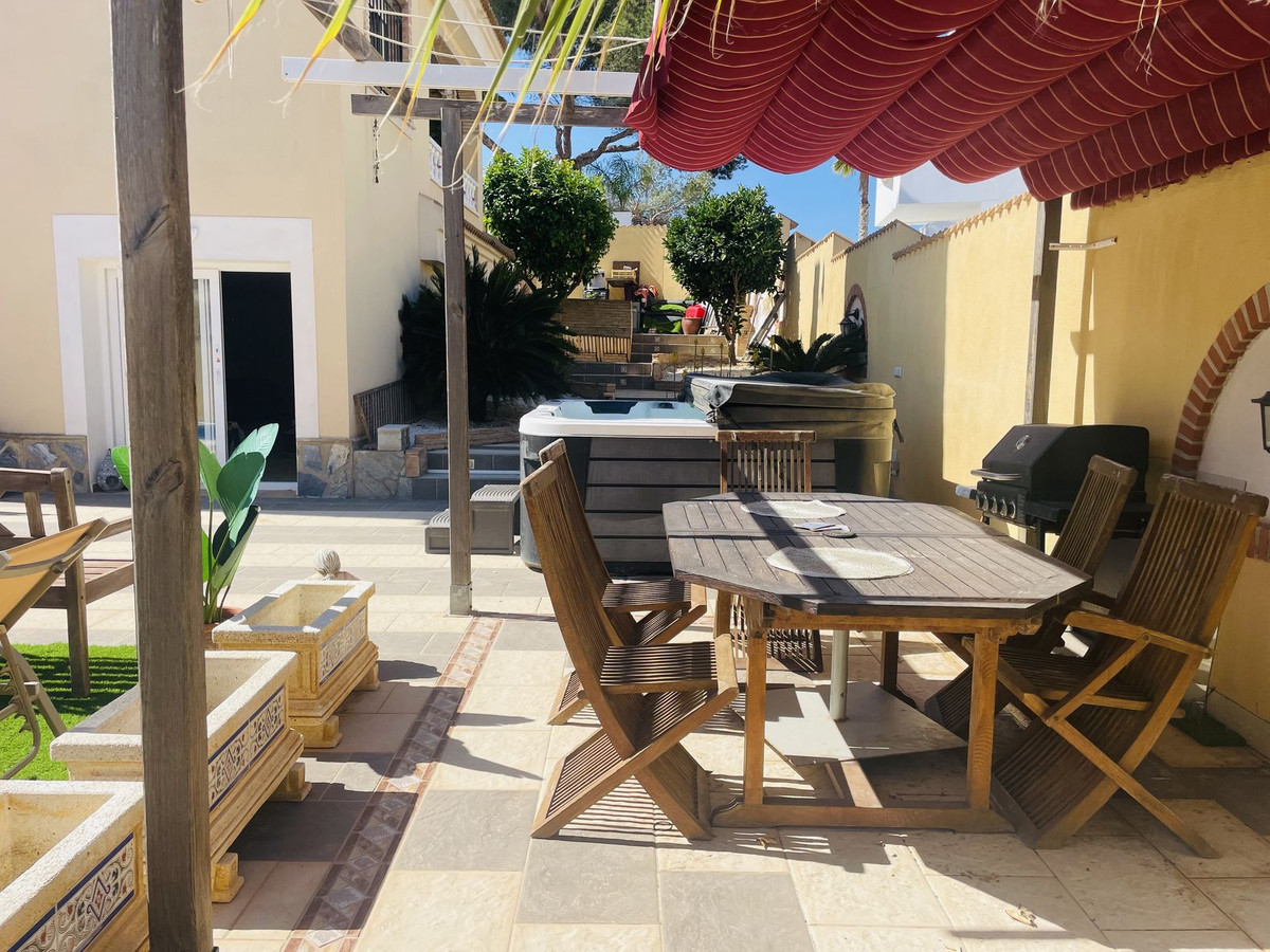 House – Detached Villa in Orihuela