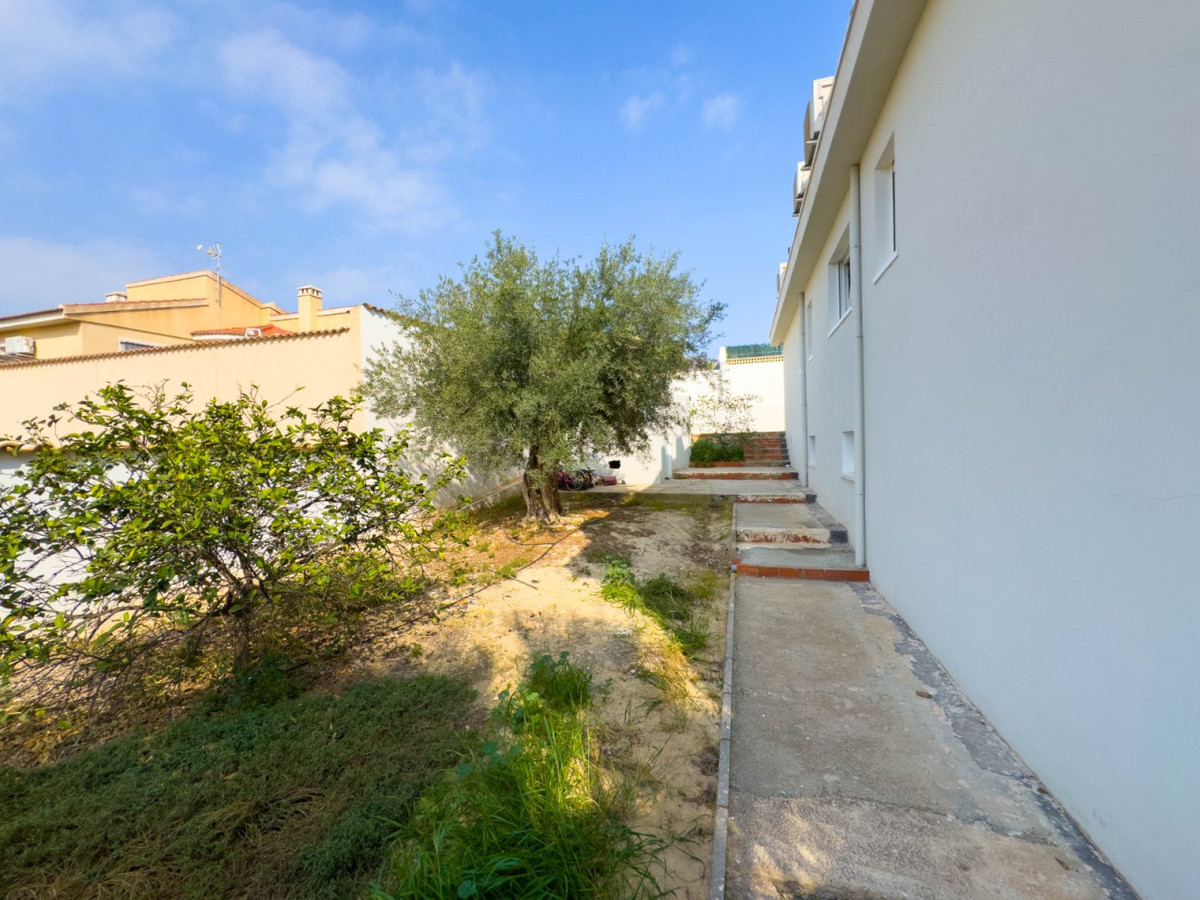 House – Detached Villa in Rojales
