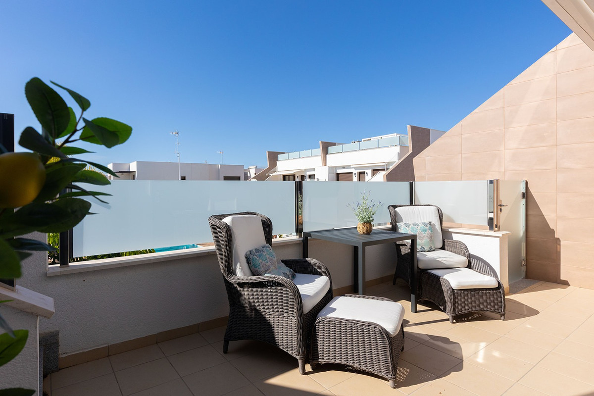 ShowFeedImage Apartment – Penthouse in Pilar de la Horadada
