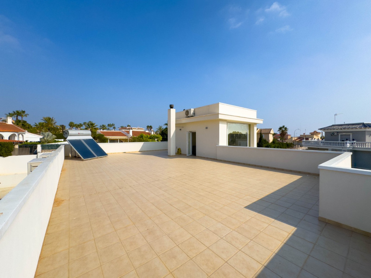 House – Detached Villa in Rojales