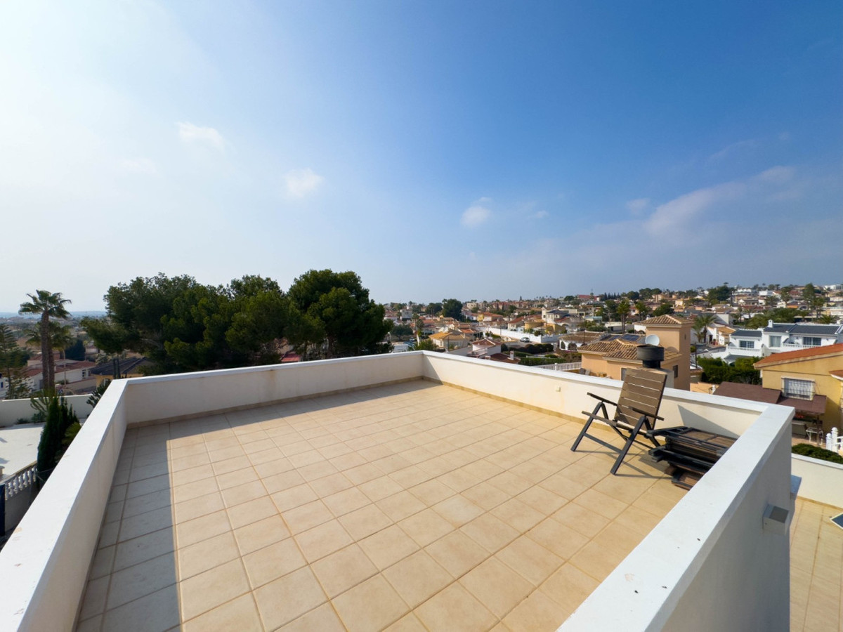 House – Detached Villa in Rojales