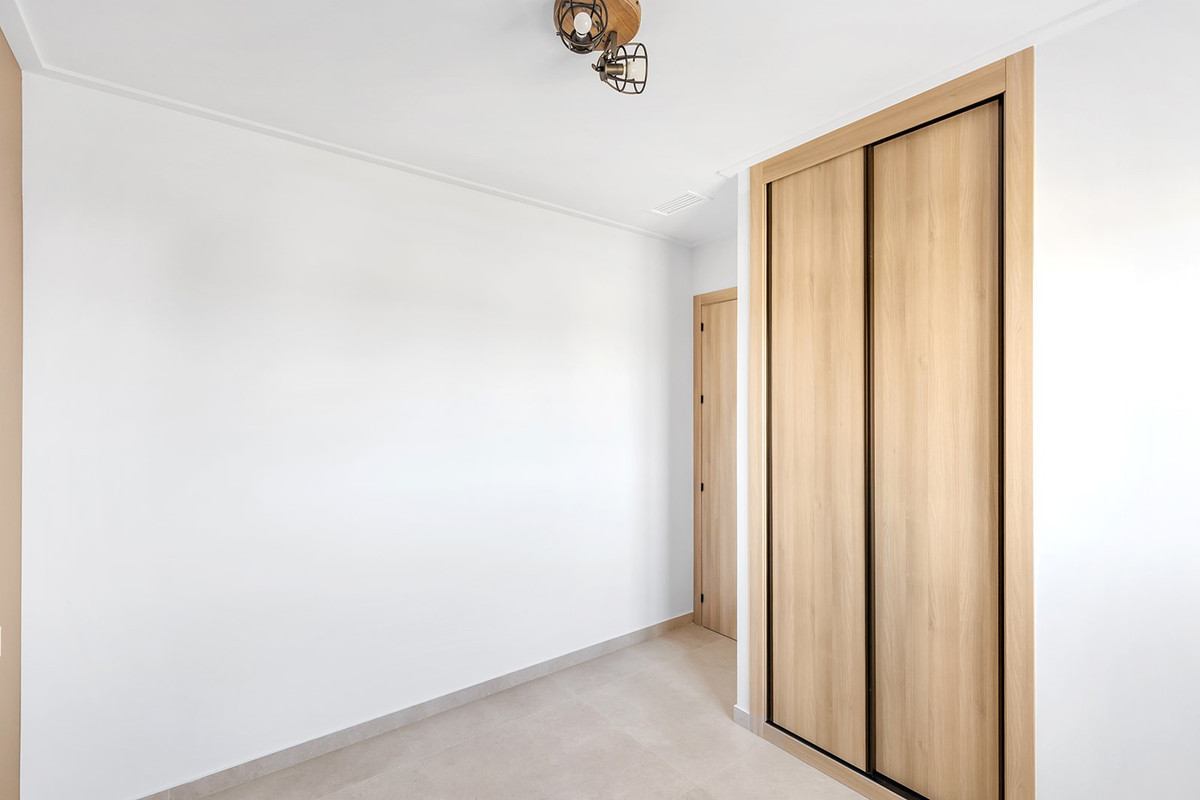 Apartment – Middle Floor Apartment in Guardamar del Segura