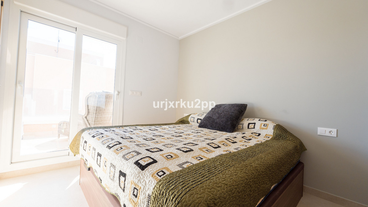ShowFeedImage Apartment – Penthouse in Guardamar del Segura