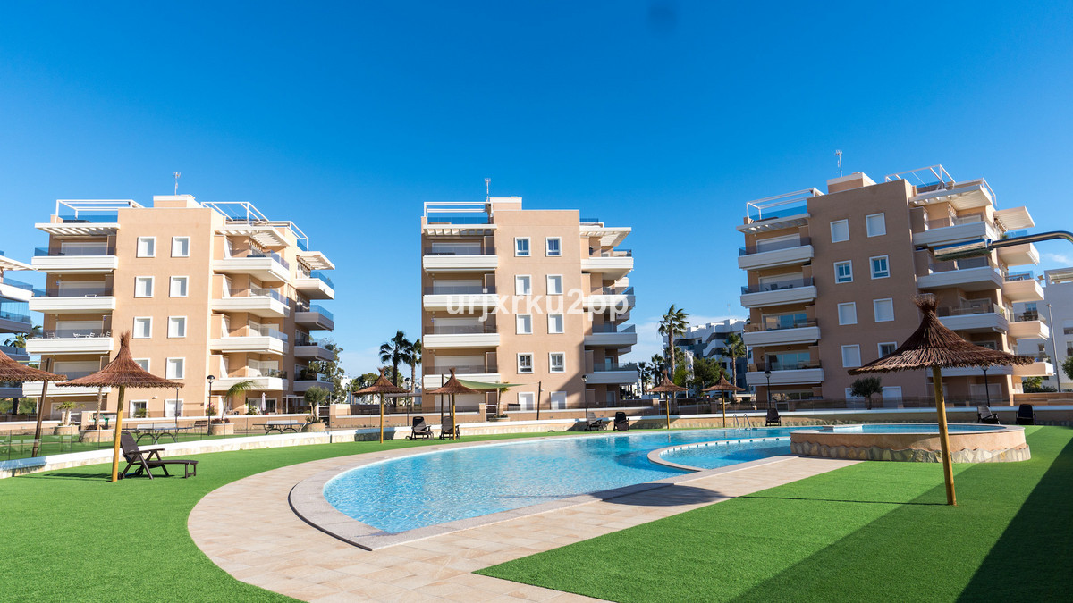 ShowFeedImage Apartment – Penthouse in Guardamar del Segura