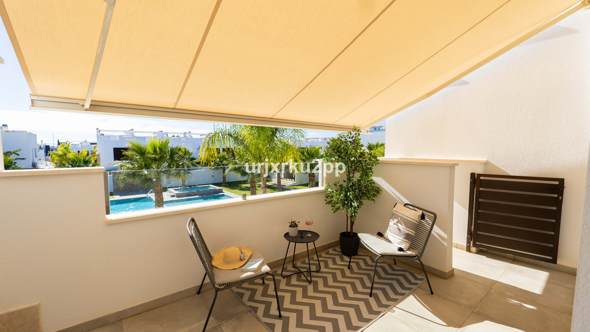 ShowFeedImage Apartment – Top Floor Apartment in Pilar de la Horadada