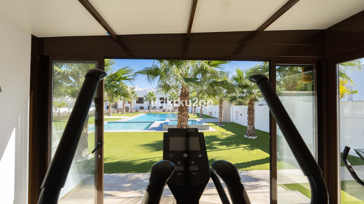 ShowFeedImage Apartment – Top Floor Apartment in Pilar de la Horadada
