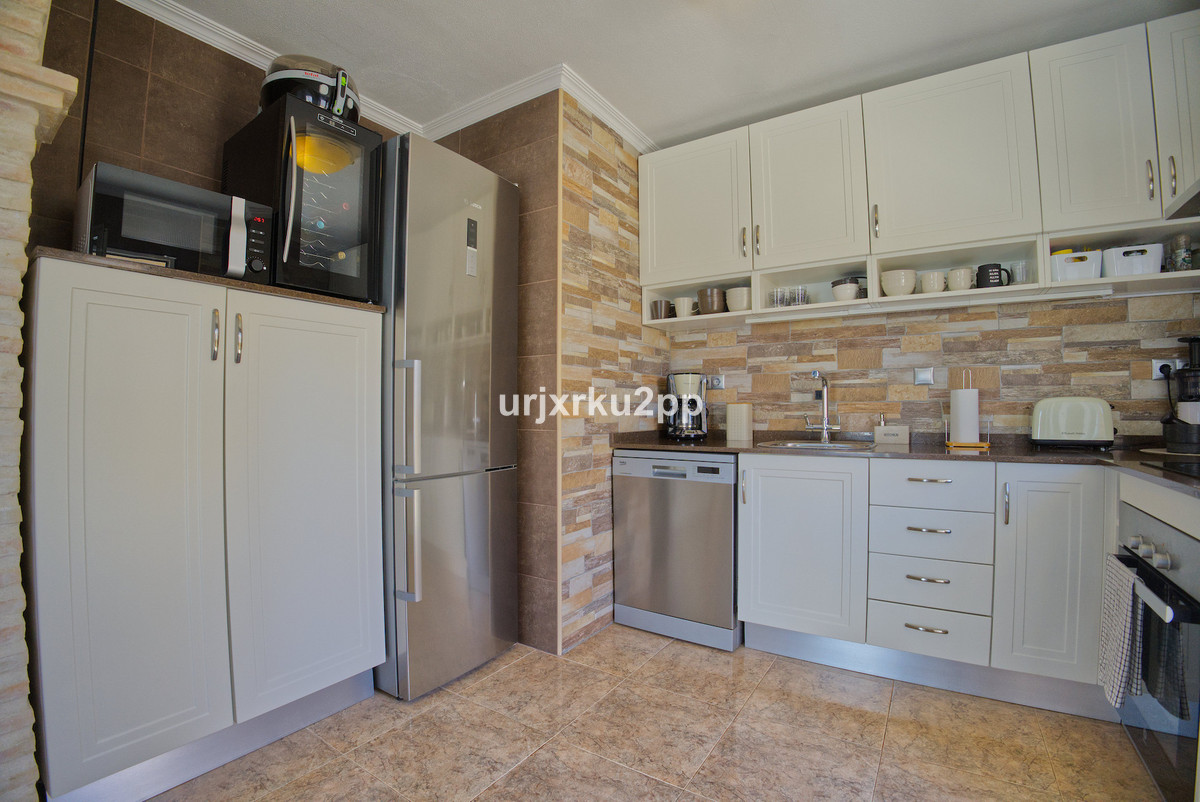 ShowFeedImage House – Detached Villa in Torrevieja