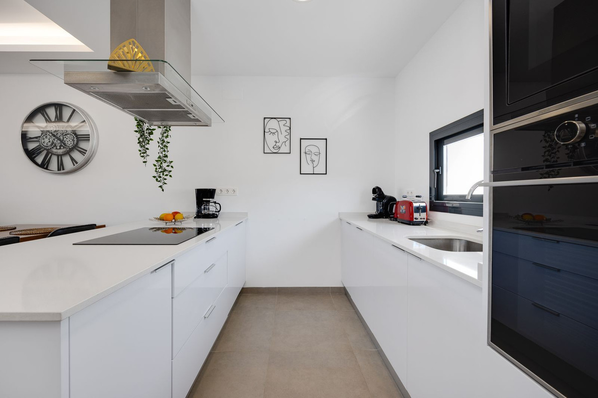 ShowFeedImage House – Semi-Detached House in Los Montesinos