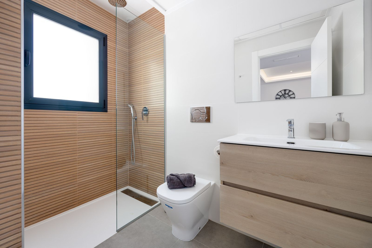 ShowFeedImage House – Semi-Detached House in Los Montesinos