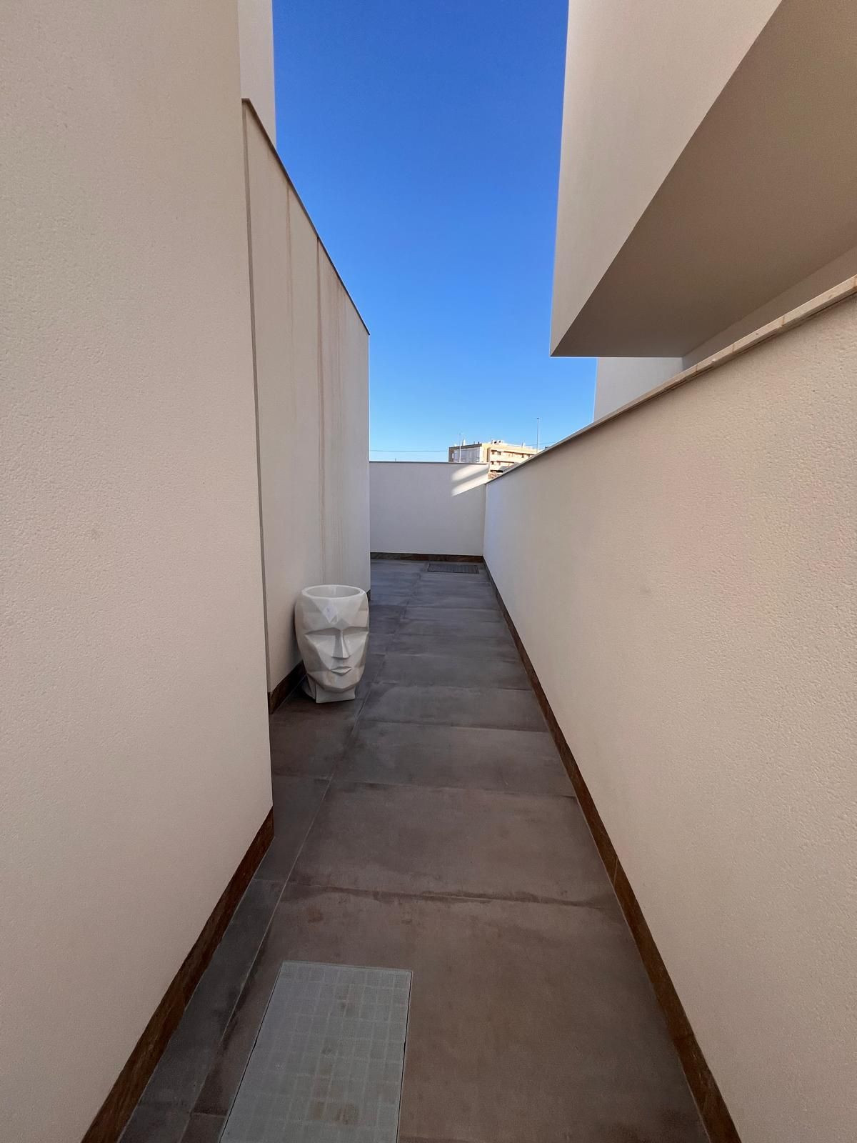 ShowFeedImage House – Semi-Detached House in Los Montesinos