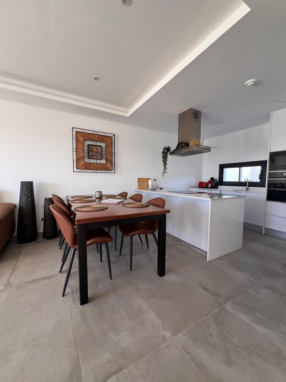 ShowFeedImage House – Semi-Detached House in Los Montesinos