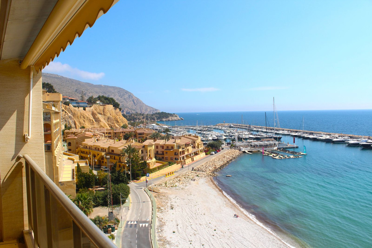 ShowFeedImage Apartment – Middle Floor Apartment in Altea