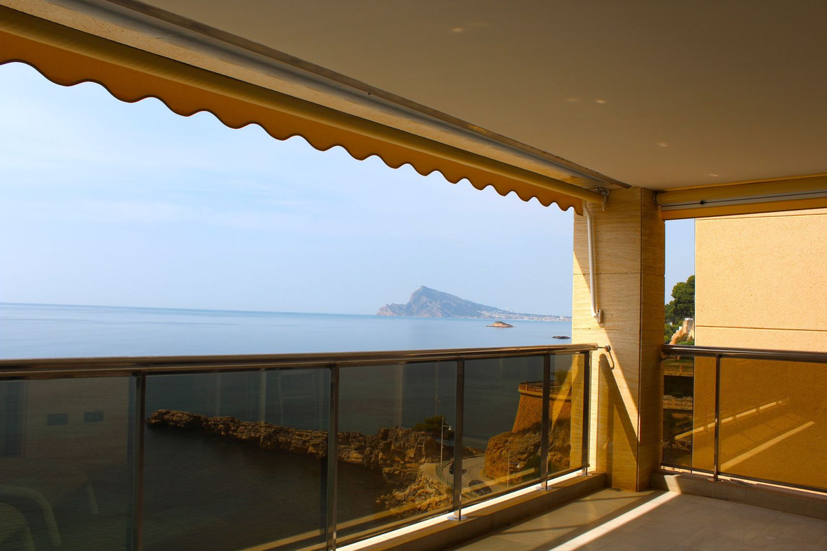 ShowFeedImage Apartment – Middle Floor Apartment in Altea