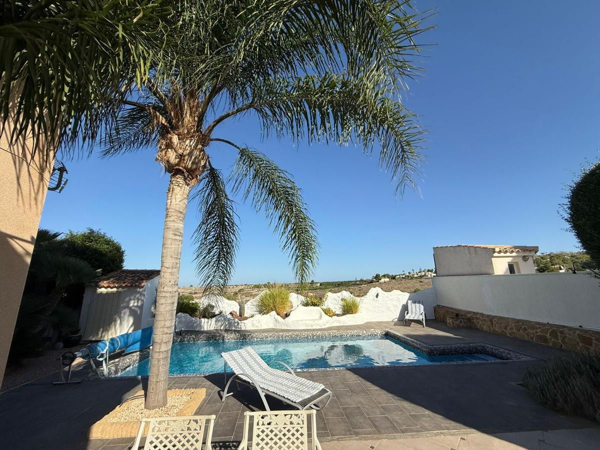 ShowFeedImage House – Detached Villa in San Miguel de Salinas