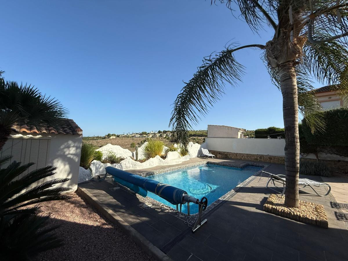 ShowFeedImage House – Detached Villa in San Miguel de Salinas
