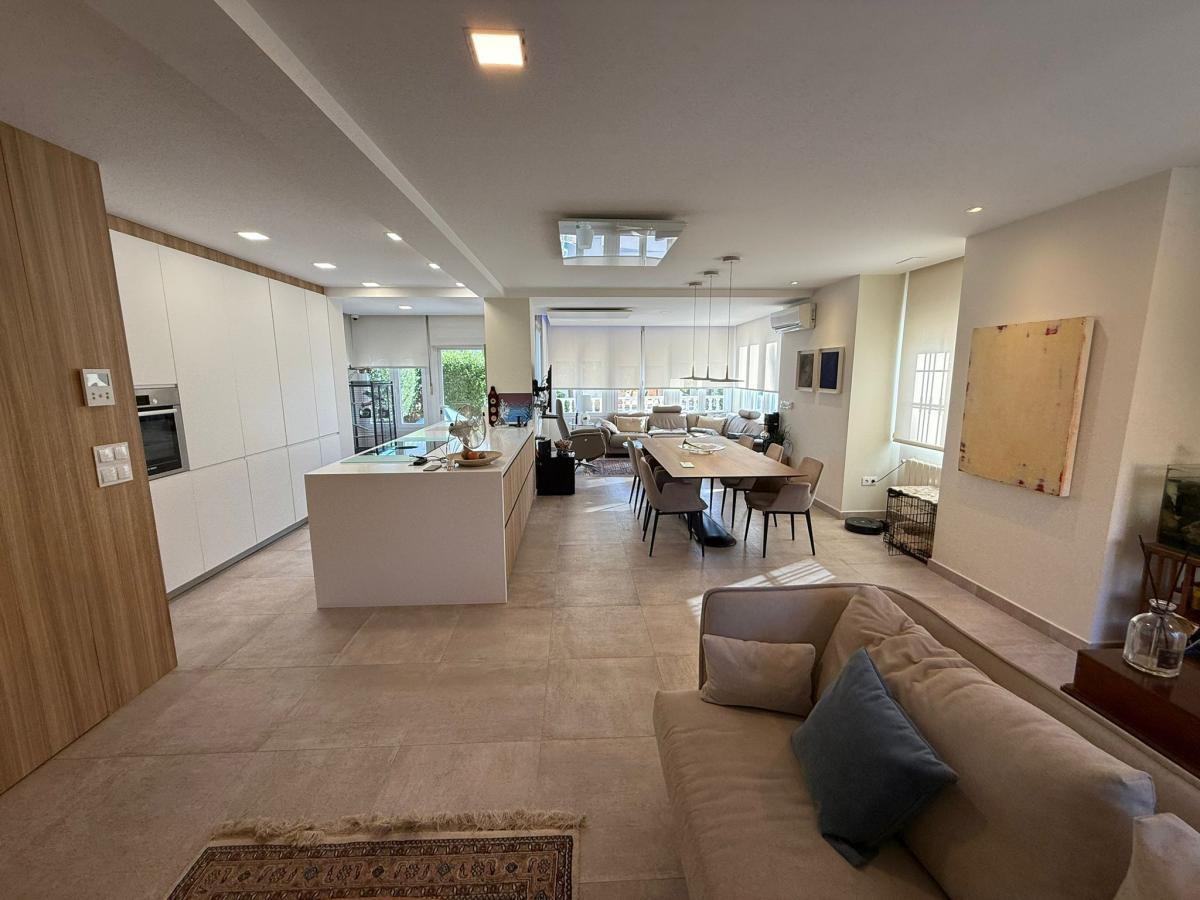 ShowFeedImage House – Detached Villa in San Miguel de Salinas
