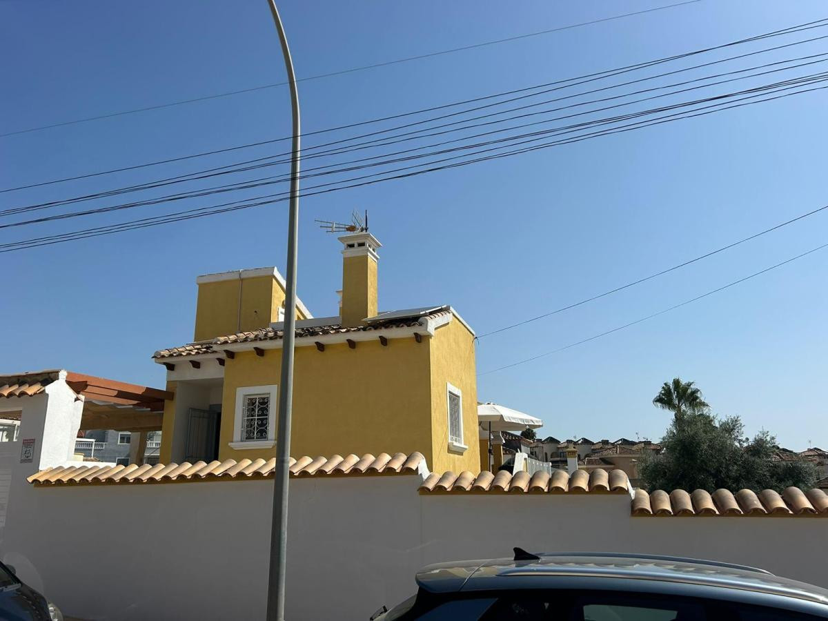 House – Detached Villa in San Miguel de Salinas
