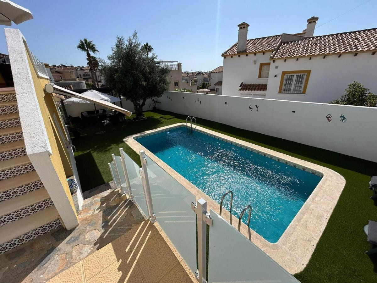 House – Detached Villa in San Miguel de Salinas