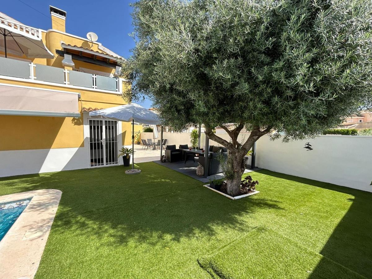 House – Detached Villa in San Miguel de Salinas