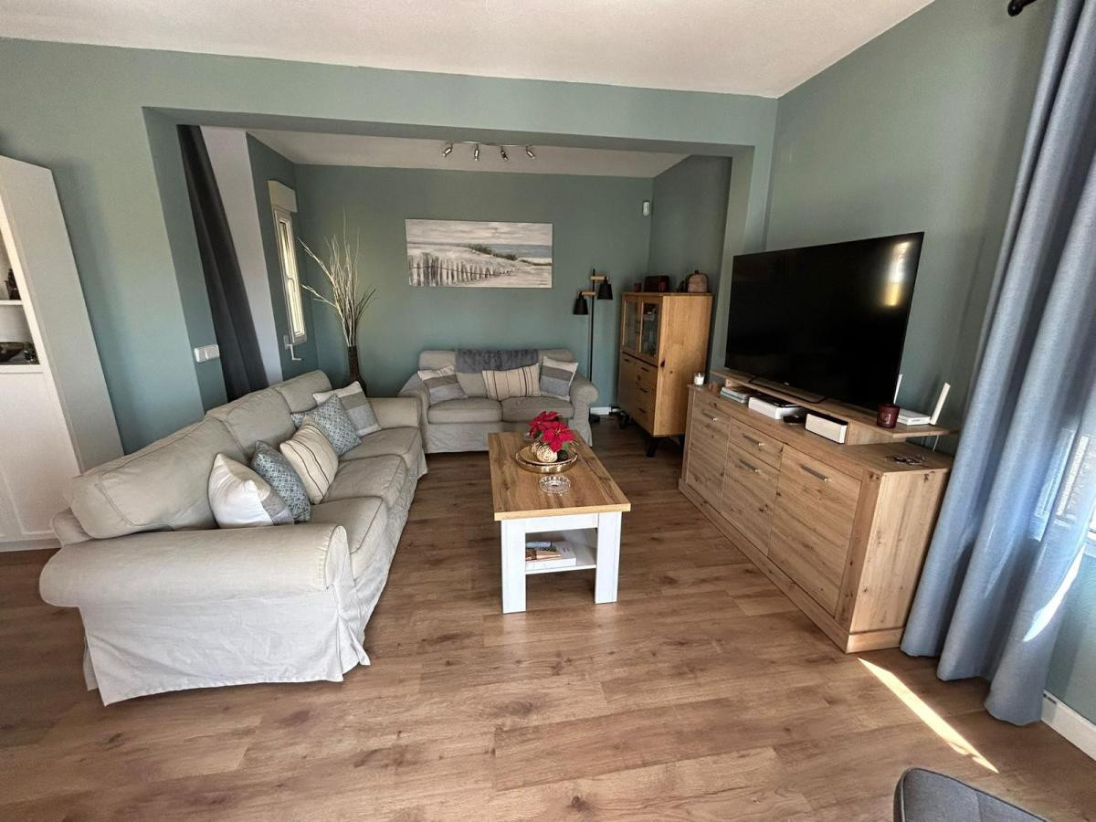 House – Detached Villa in San Miguel de Salinas