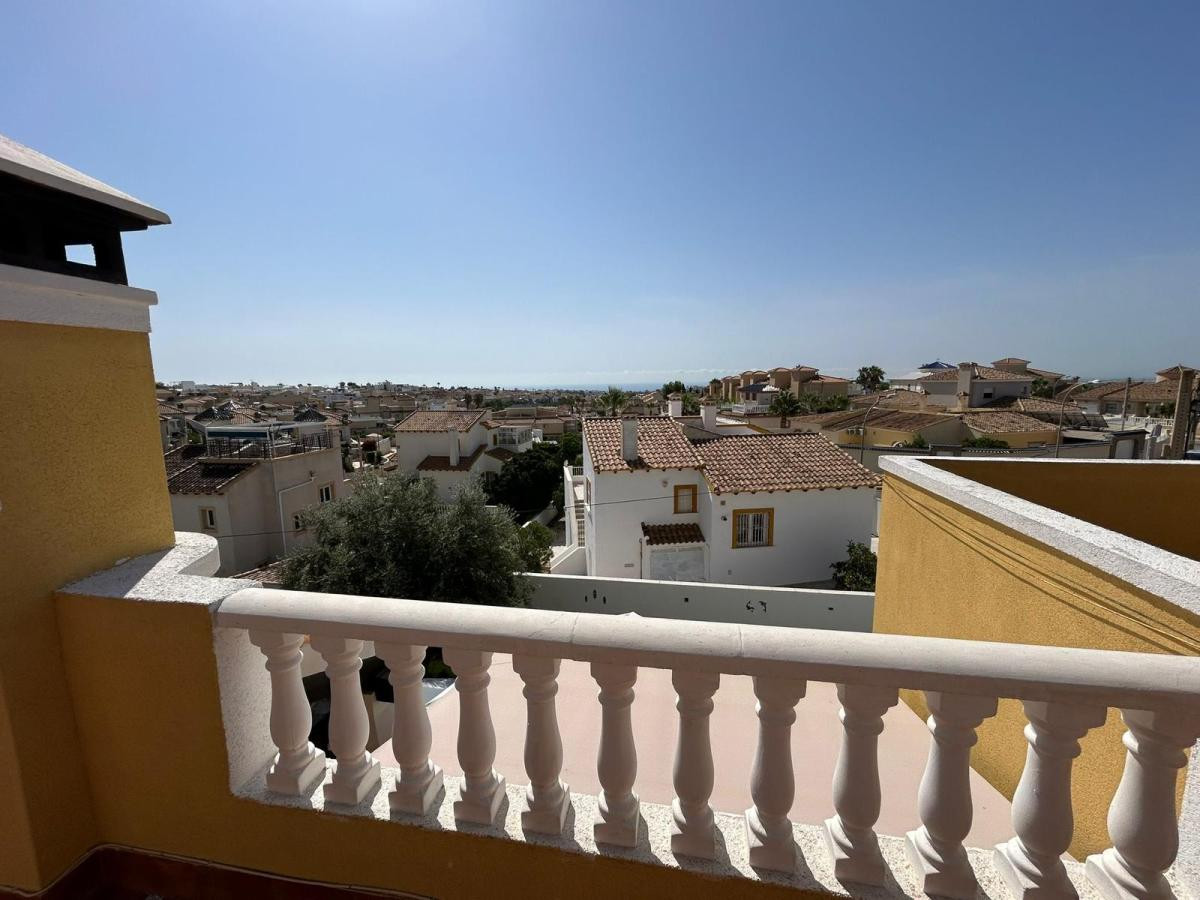 House – Detached Villa in San Miguel de Salinas