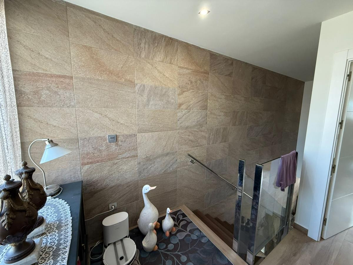 ShowFeedImage House – Detached Villa in Los Montesinos