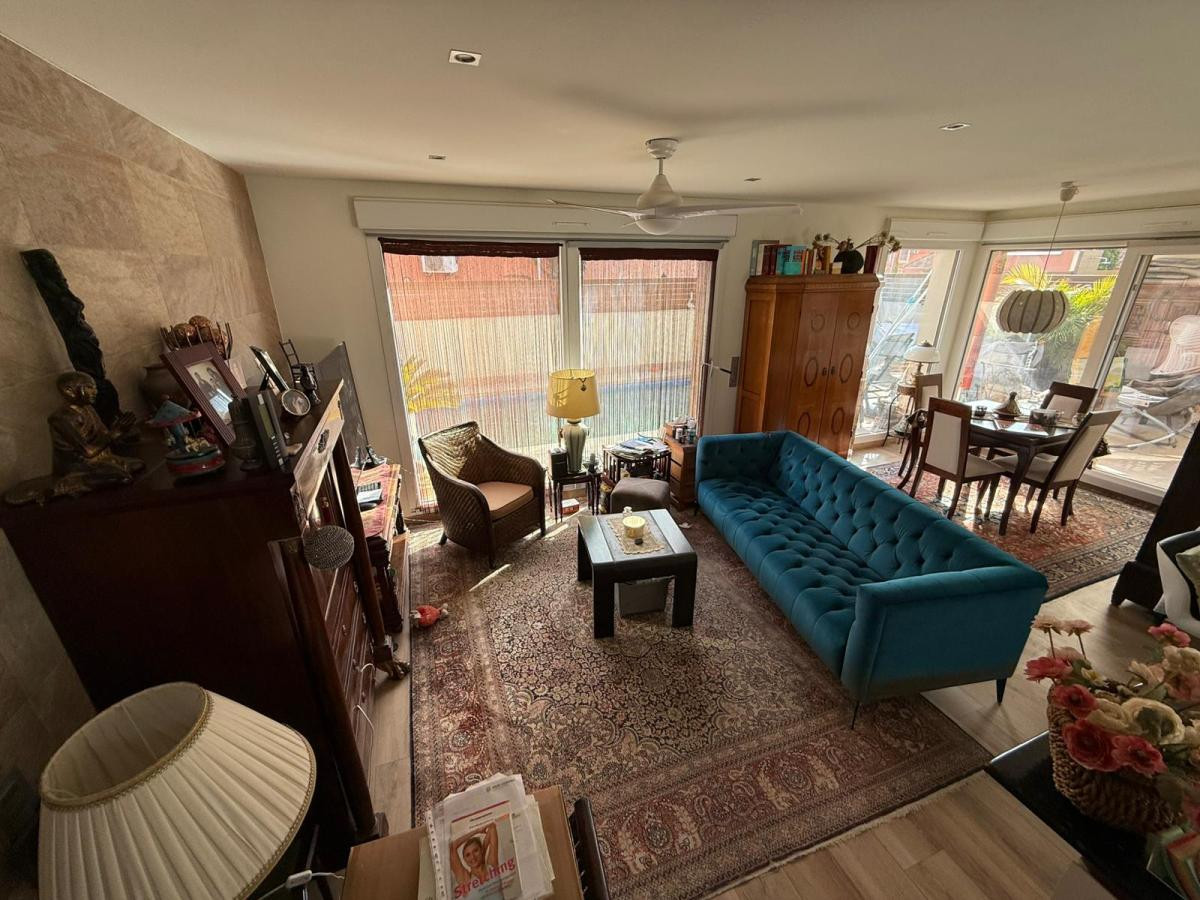 ShowFeedImage House – Detached Villa in Los Montesinos