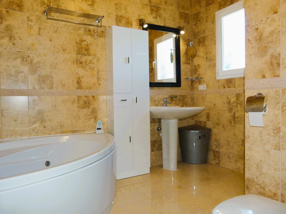 ShowFeedImage House – Detached Villa in Benitachell