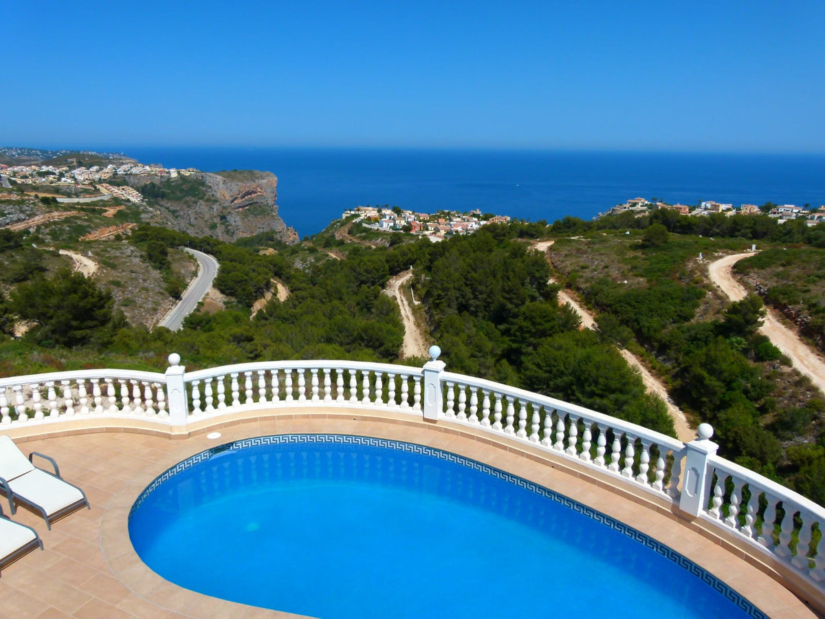ShowFeedImage House – Detached Villa in Benitachell