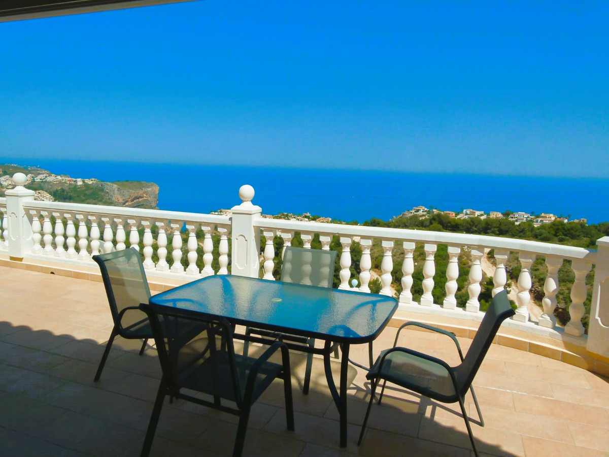 ShowFeedImage House – Detached Villa in Benitachell