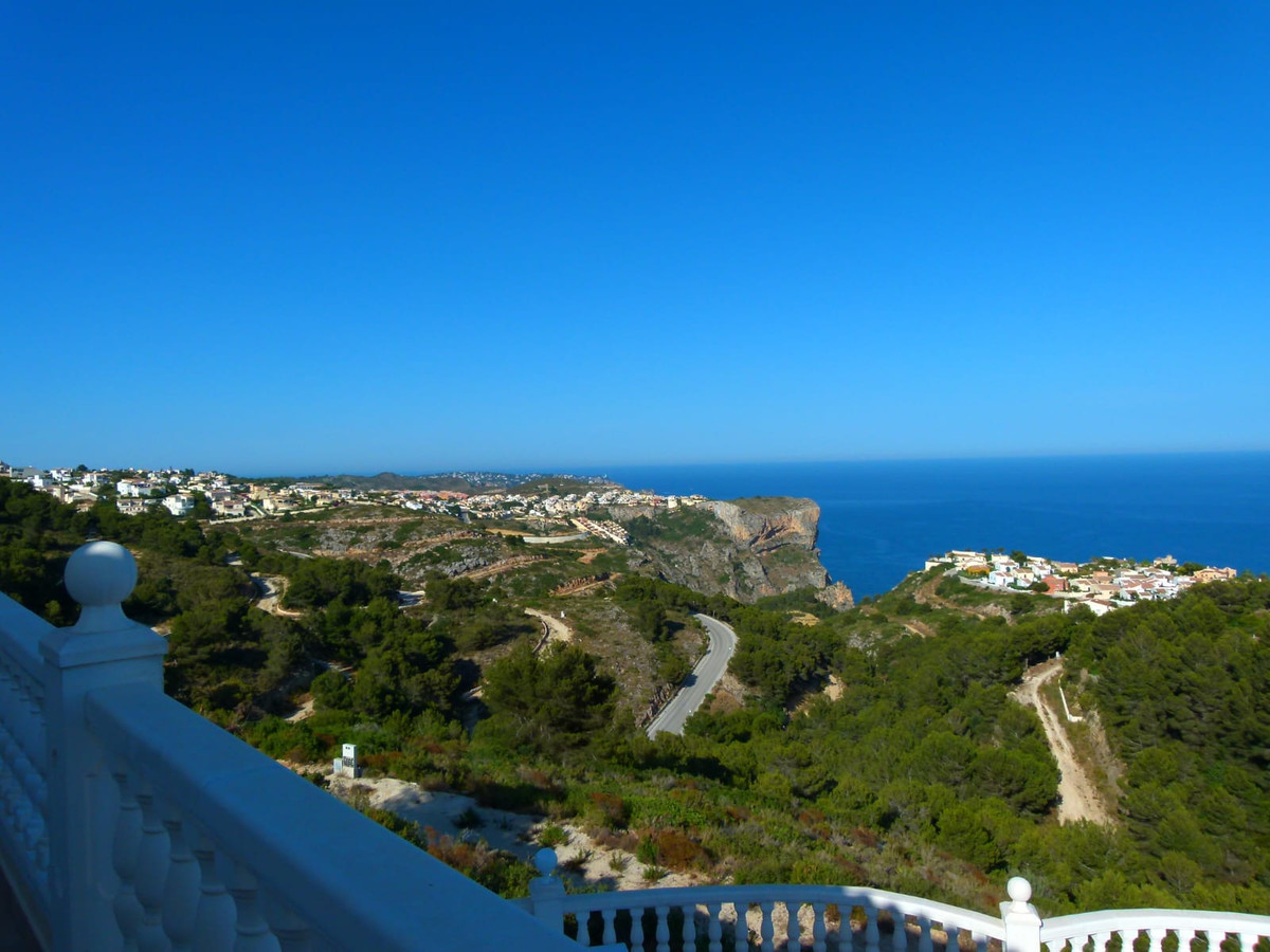 ShowFeedImage House – Detached Villa in Benitachell