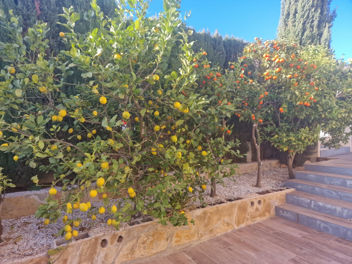 ShowFeedImage House – Detached Villa in Benitachell