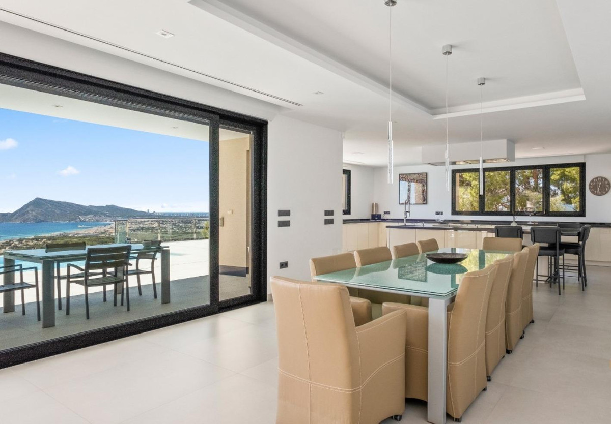 ShowFeedImage House – Bungalow in Altea