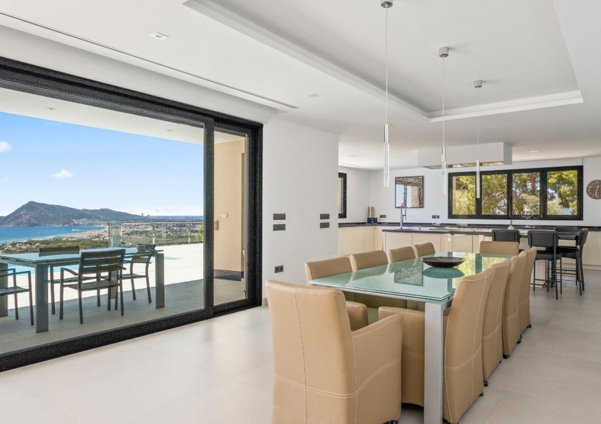 ShowFeedImage House – Bungalow in Altea