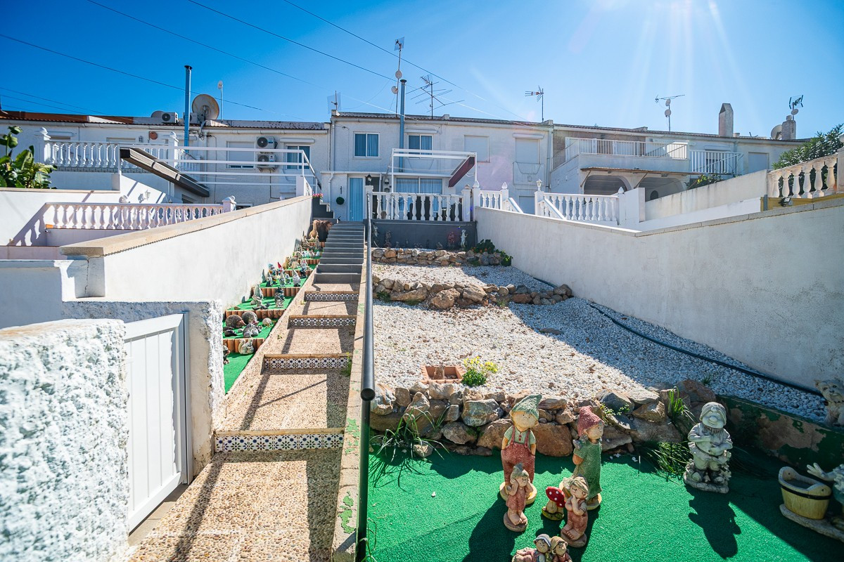 ShowFeedImage House – Townhouse in Orihuela