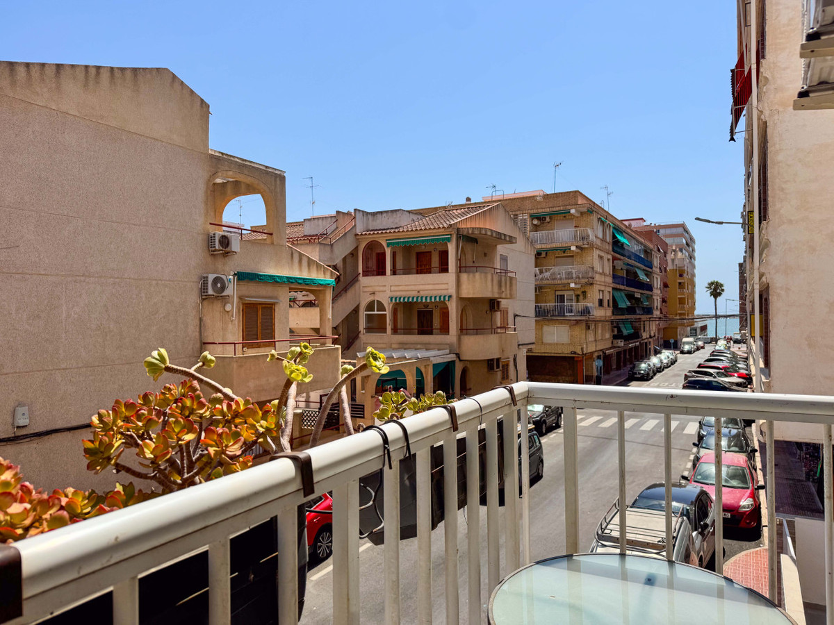 ShowFeedImage Apartment – Middle Floor Apartment in Torrevieja