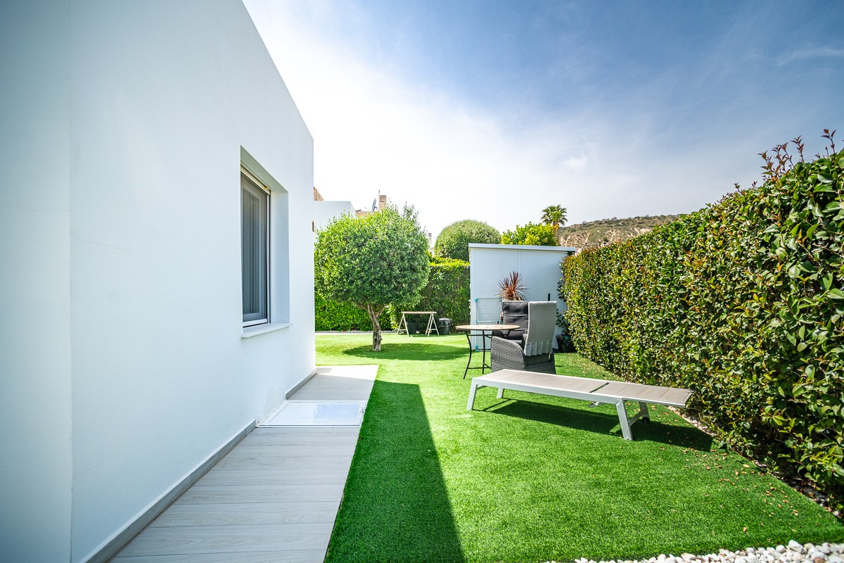ShowFeedImage House – Detached Villa in Algorfa