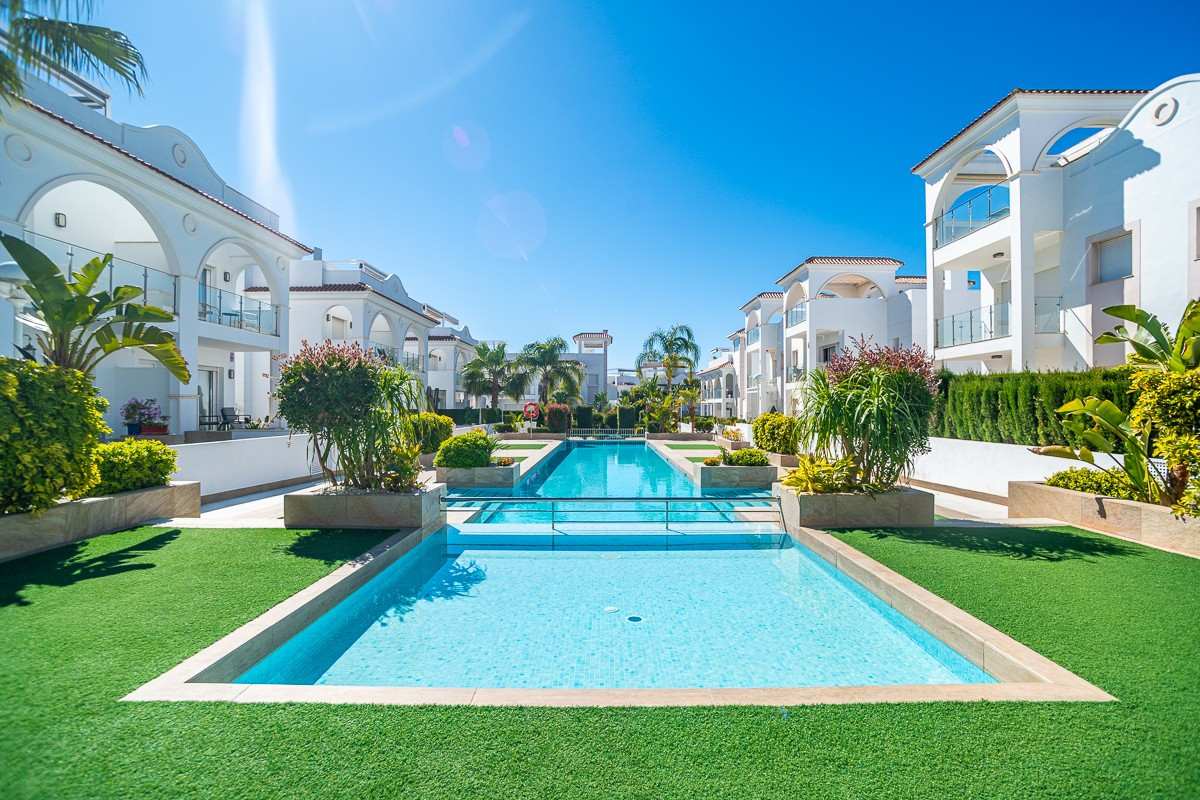 ShowFeedImage House – Detached Villa in Rojales