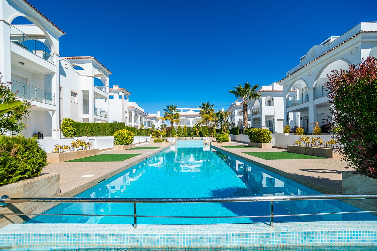 ShowFeedImage House – Detached Villa in Rojales