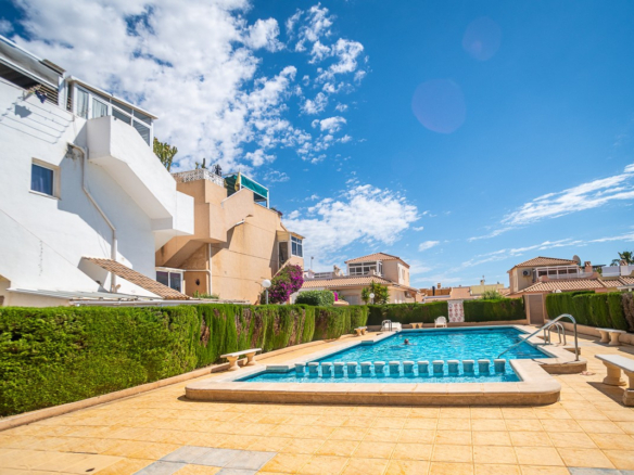 Apartment – Middle Floor Apartment in Orihuela