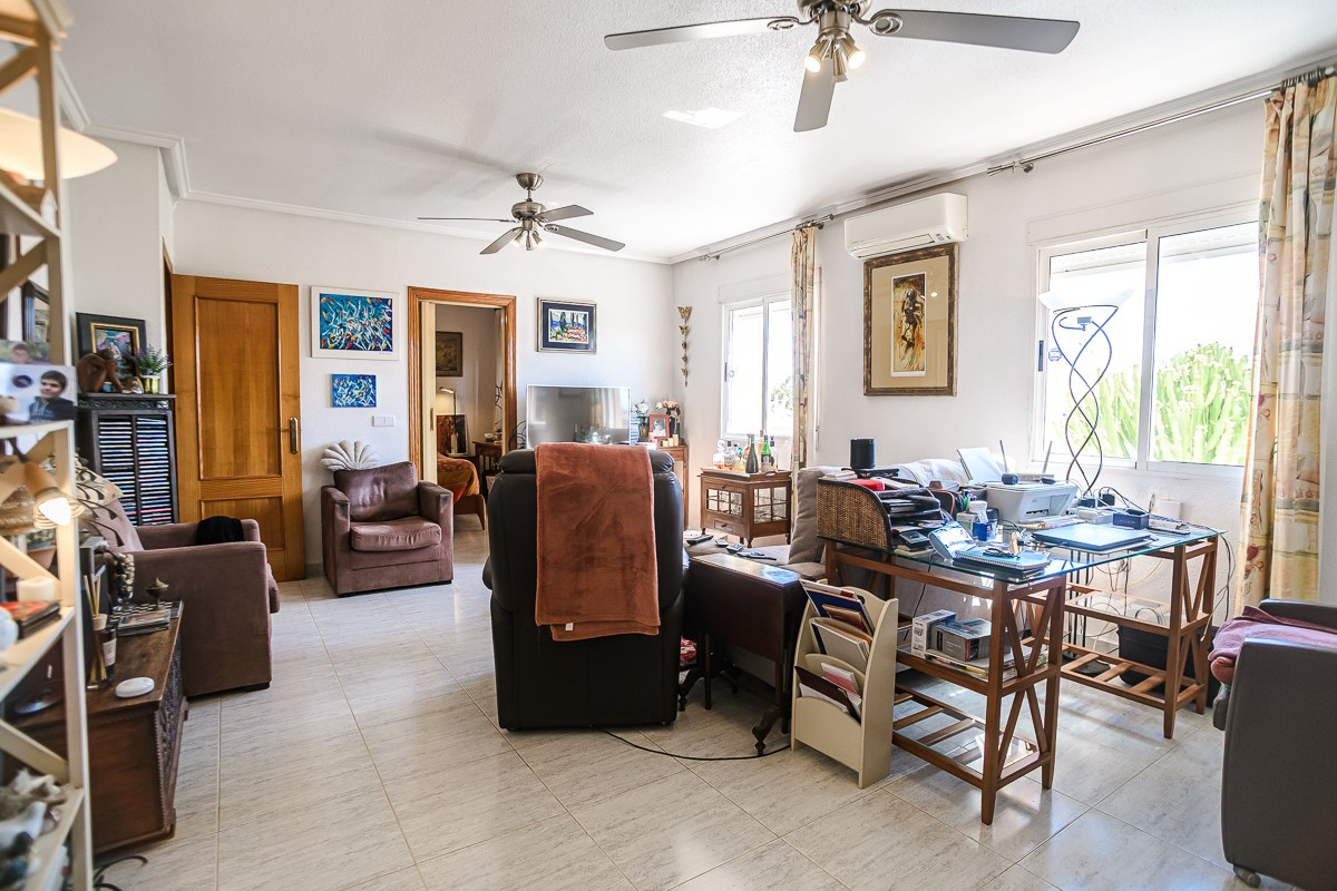 Apartment – Middle Floor Apartment in Orihuela