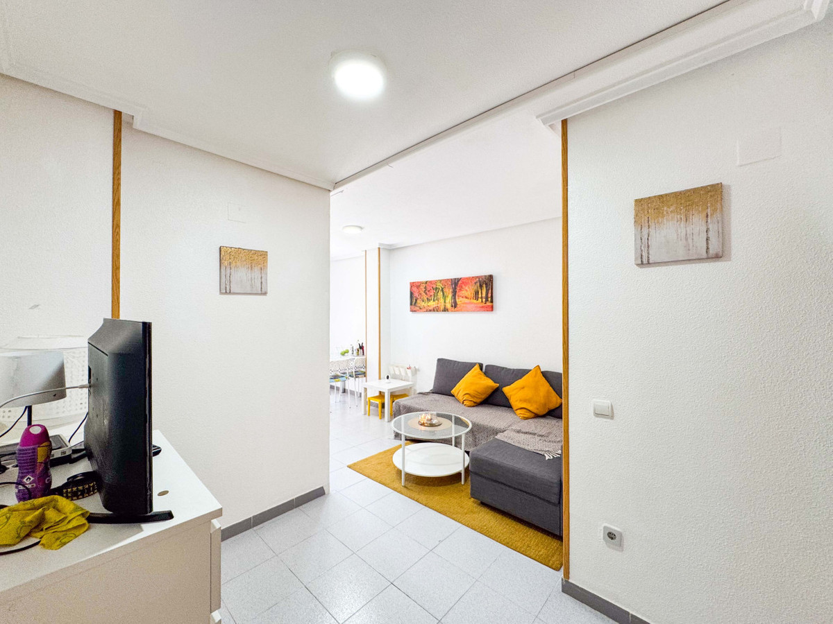 ShowFeedImage Apartment – Middle Floor Apartment in Torrevieja