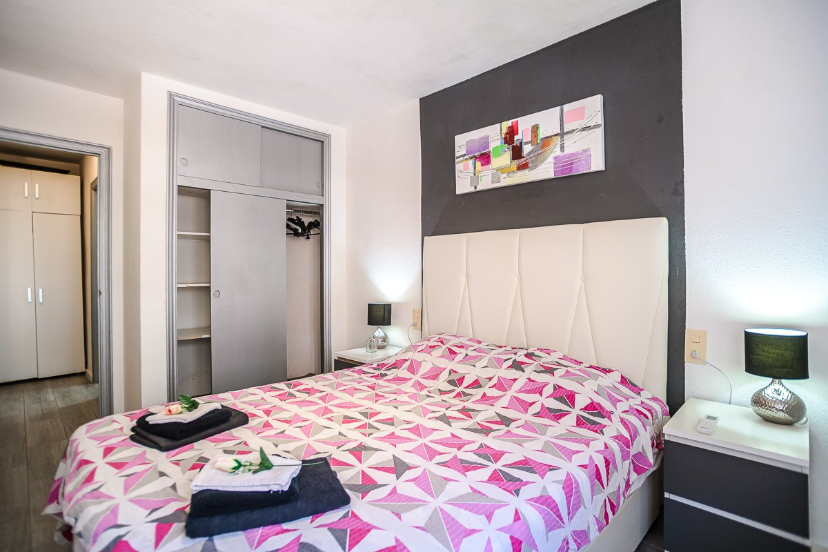 Apartment – Middle Floor Apartment in Torrevieja