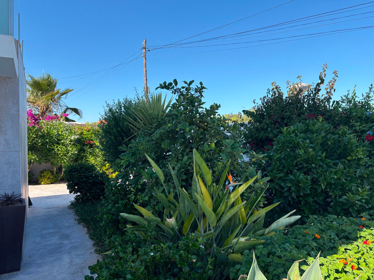 ShowFeedImage House – Detached Villa in Torrevieja